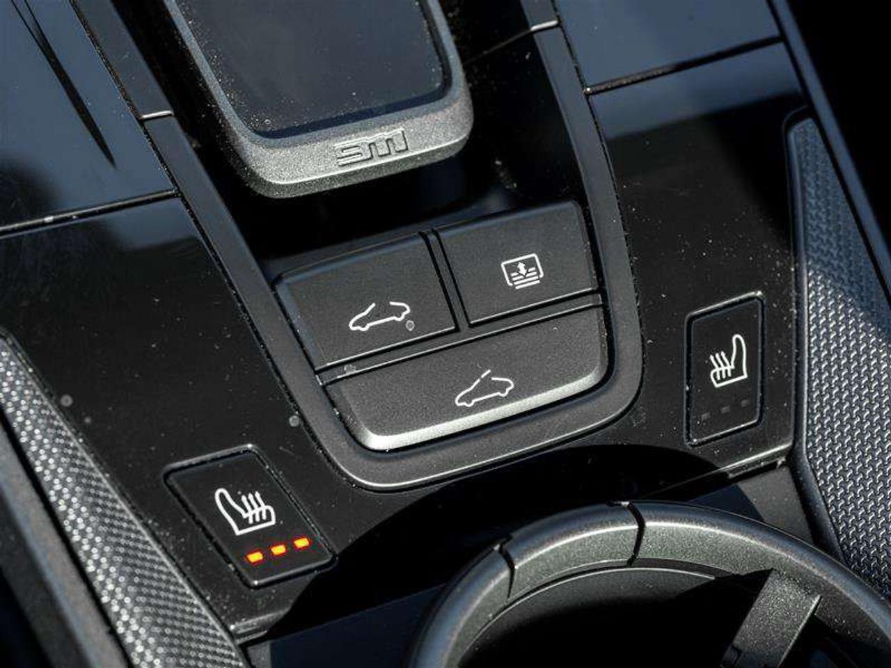 2025 Porsche 911 Carrera Coupe Sport Chrono Pkg Sport Exhaust System incl. Tailpipes in Black 20/21 Carrera S Wheel Photo