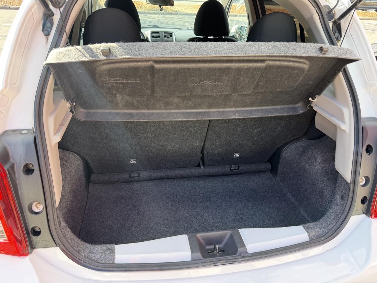 2015 Nissan Micra SV Photo