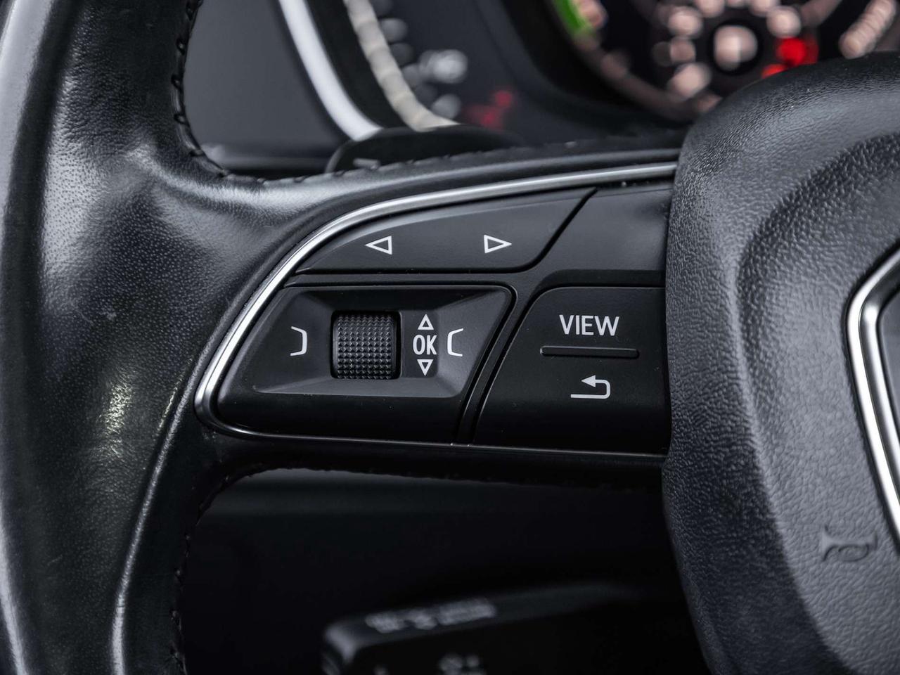 2020 Audi Q5 E Plug-In Hybrid Quattro AWD   Panoramic Sunroof   Leather   Heated Seats Photo