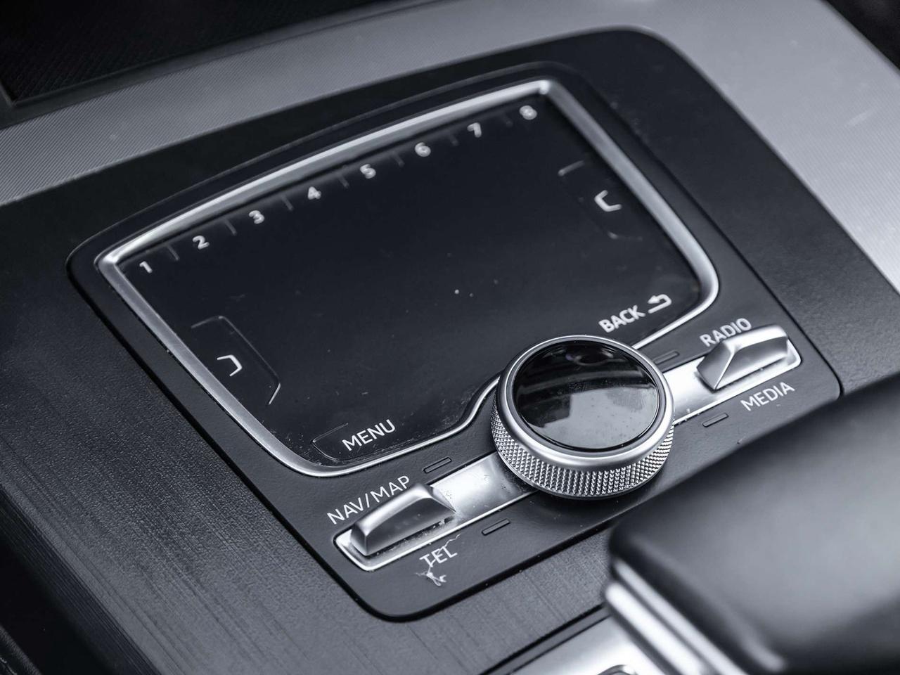 2020 Audi Q5 E Plug-In Hybrid Quattro AWD   Panoramic Sunroof   Leather   Heated Seats Photo