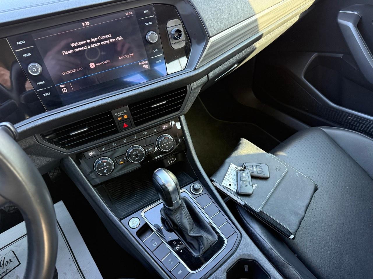 2019 Volkswagen Jetta Highline auto Photo