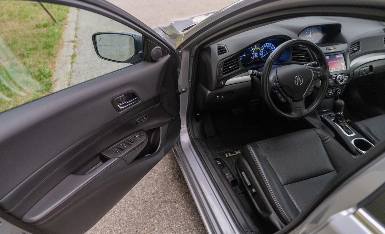 2018 Acura ILX Premium - NO ACCIDENTS Photo