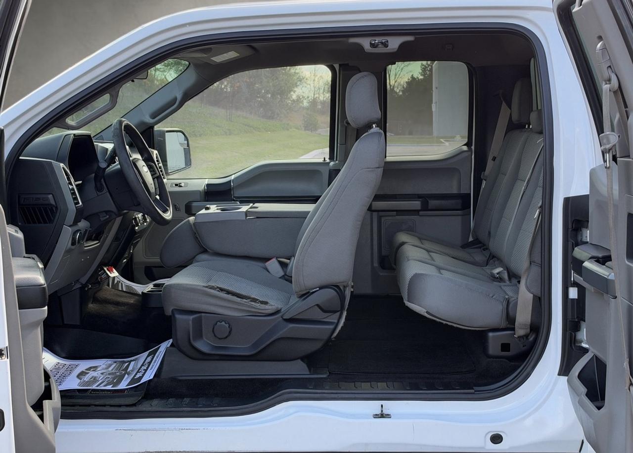 2016 Ford F-150 XLT/5.0L/V8/4X4/SuperCrew/6.5' Box/ Photo