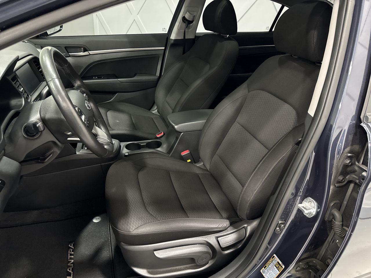 2020 Hyundai Elantra Preferred w/Sun & Safety Package 4dr Sedan Photo