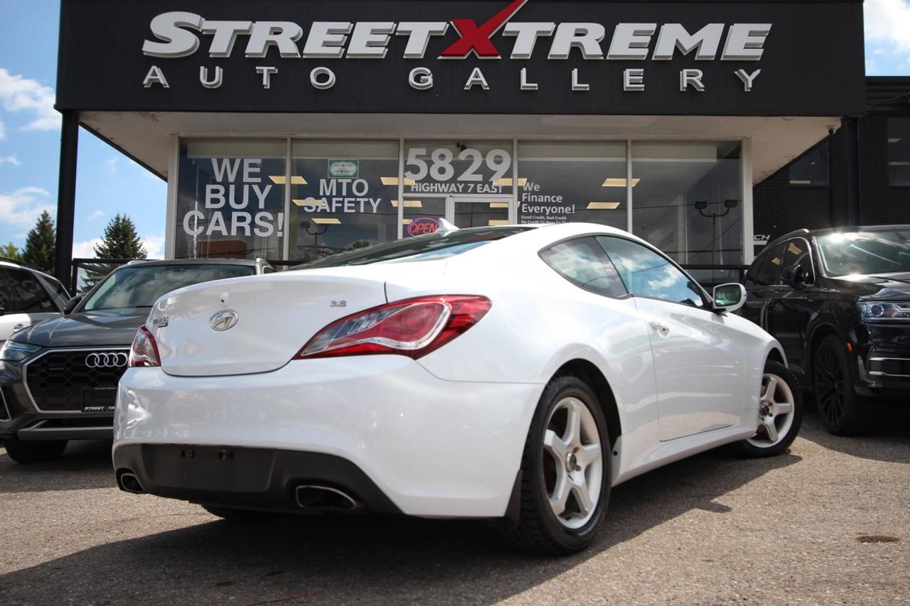 2015 Hyundai Genesis 3.8 - NO ACCIDENTS, CLEAN CARFAX Photo