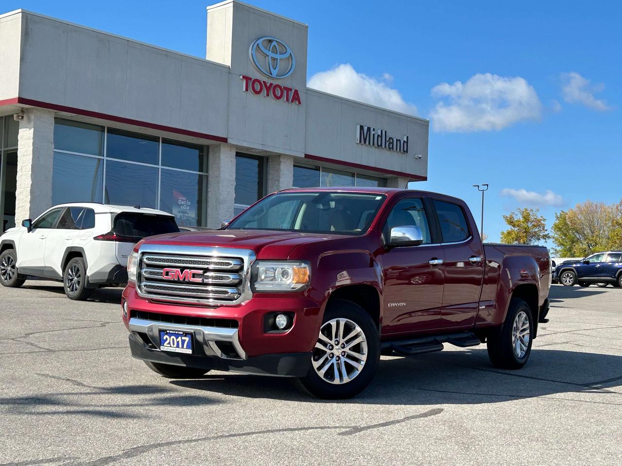 2017 GMC Canyon 4WD SLT   ONE OWNER Photo0