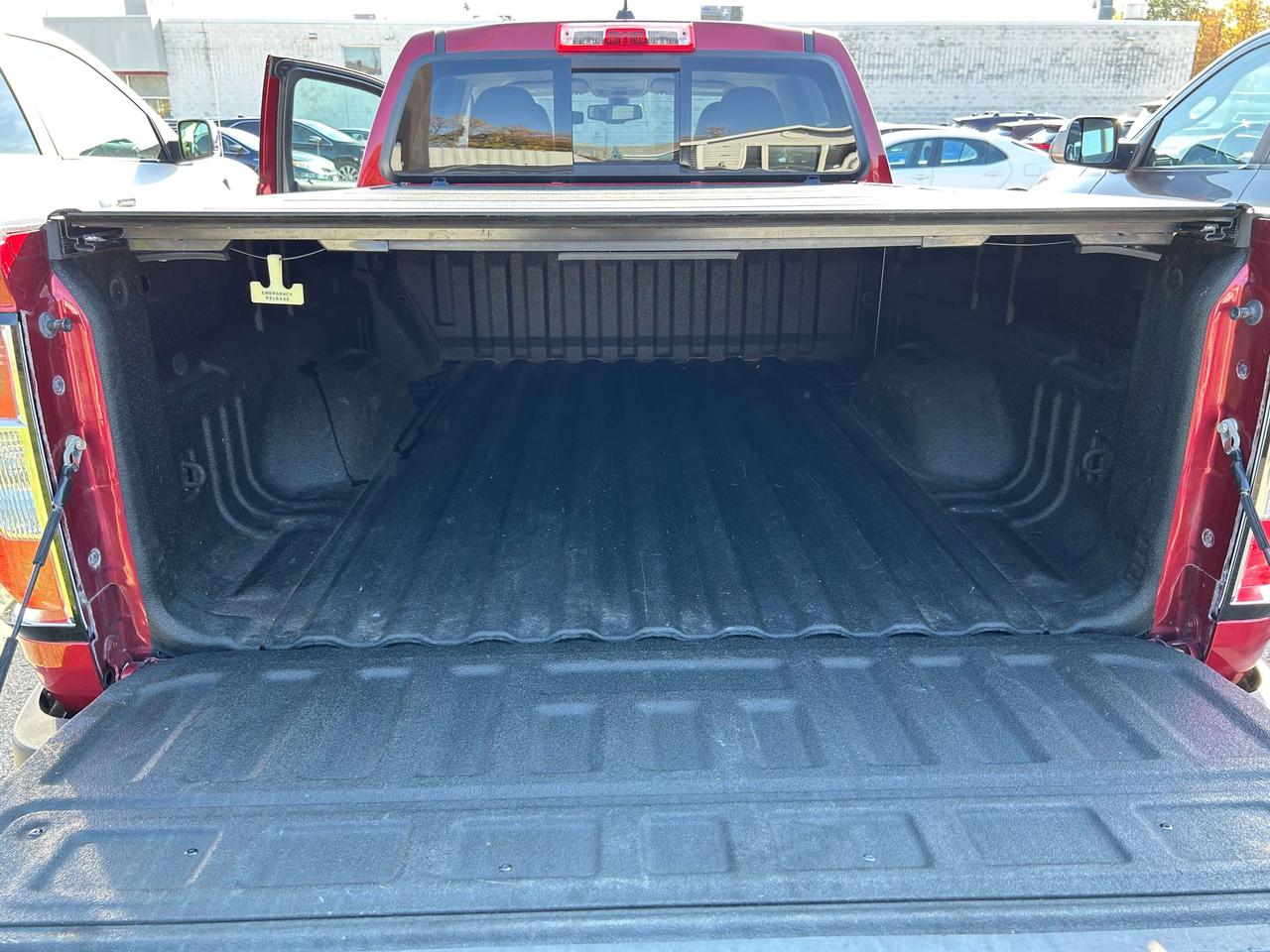 2017 GMC Canyon 4WD SLT   ONE OWNER Photo