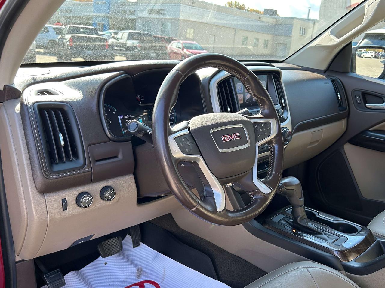 2017 GMC Canyon 4WD SLT   ONE OWNER Photo