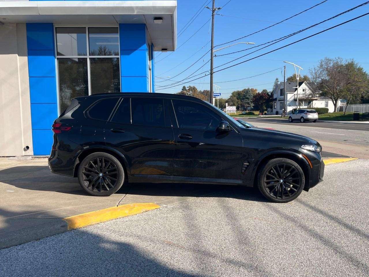 2024 BMW X5 M60i A Weapon Priced to Sell! Photo3