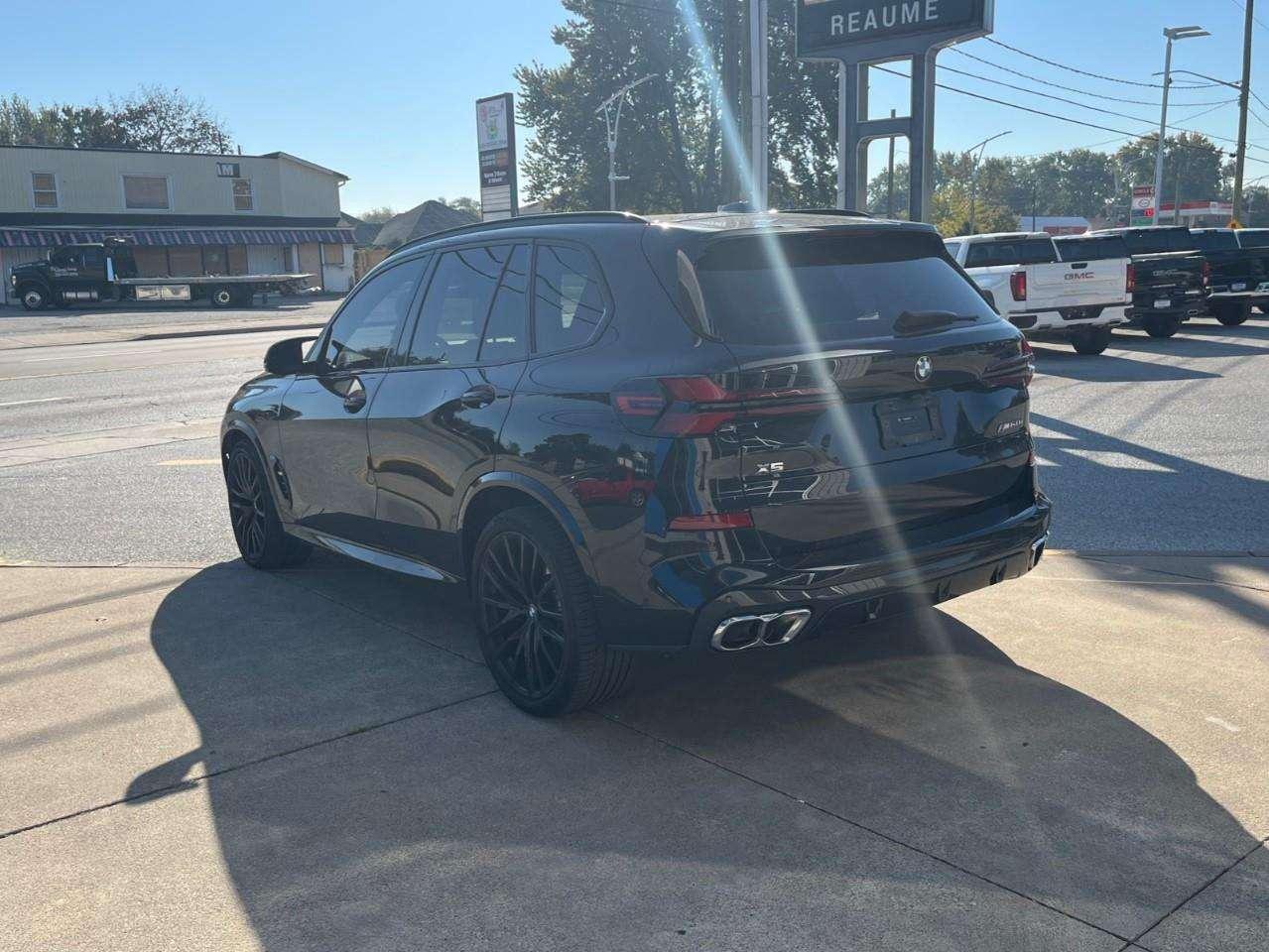 2024 BMW X5 M60i A Weapon Priced to Sell! Photo