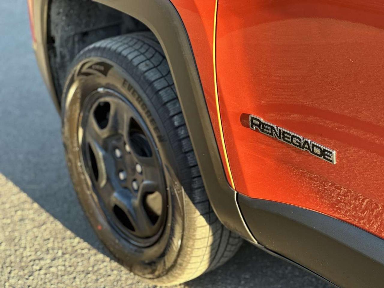 2016 Jeep Renegade Sport Photo