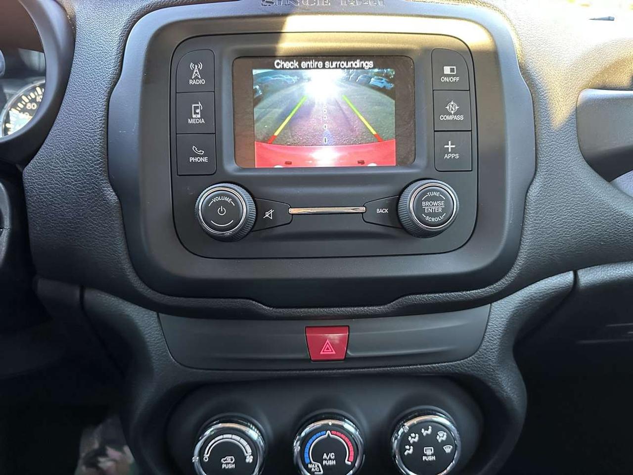 2016 Jeep Renegade Sport Photo
