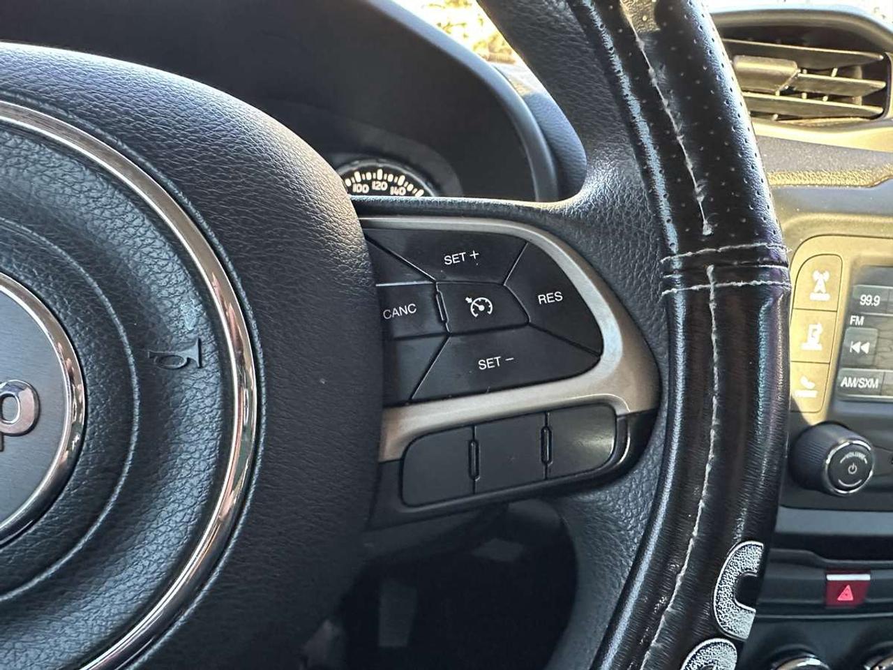 2016 Jeep Renegade Sport Photo