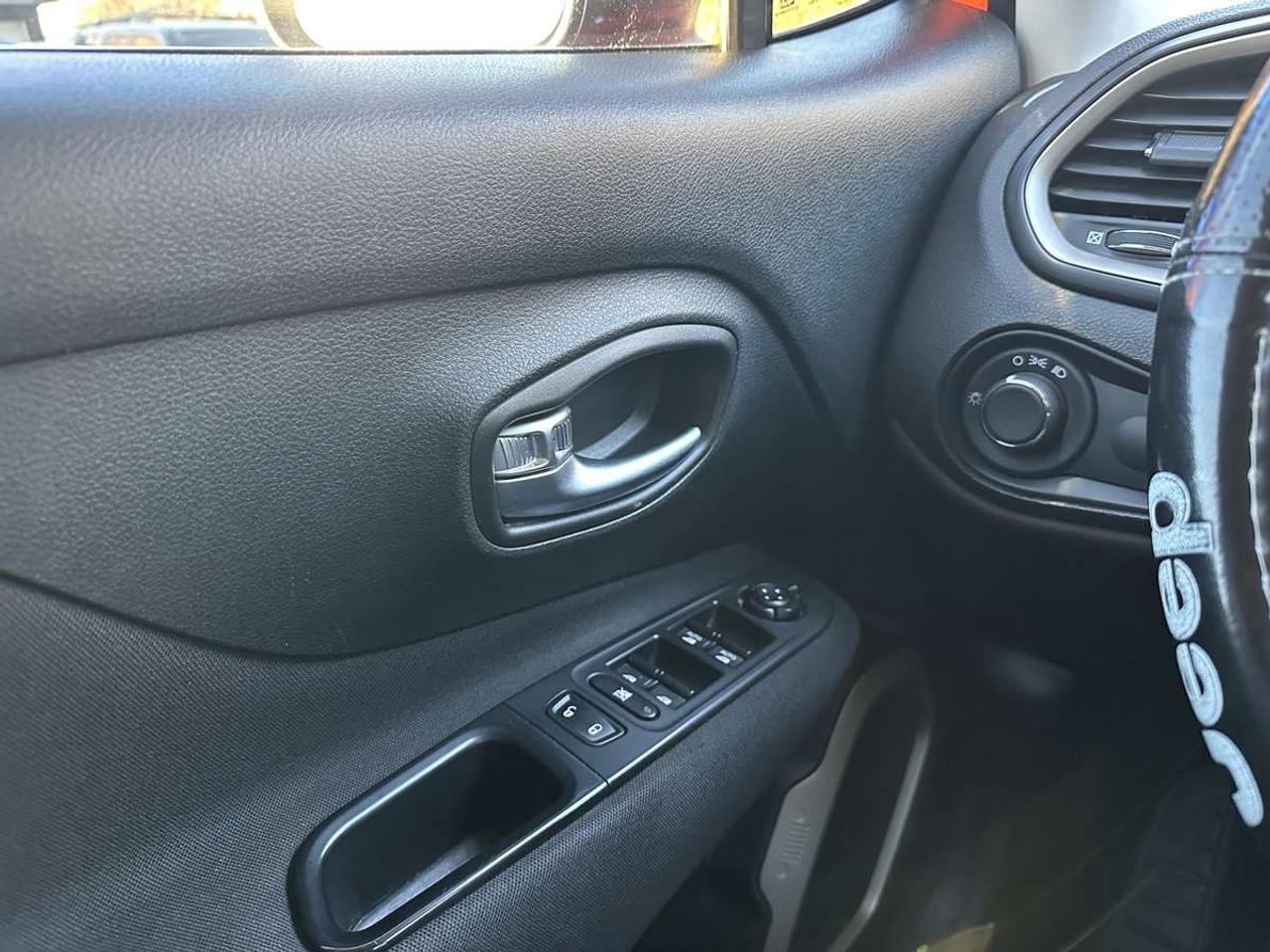 2016 Jeep Renegade Sport Photo