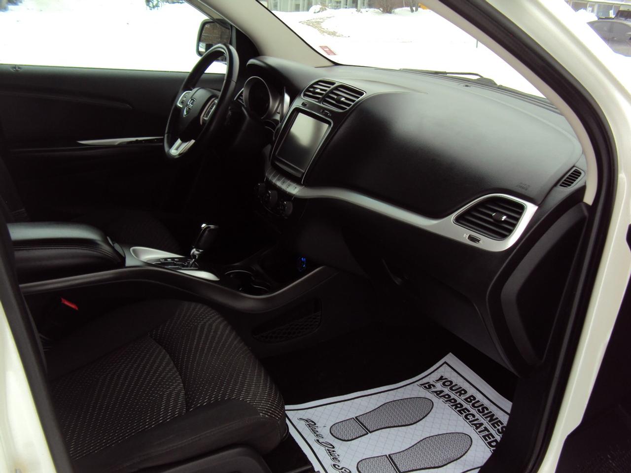 2015 Dodge Journey SXT Photo