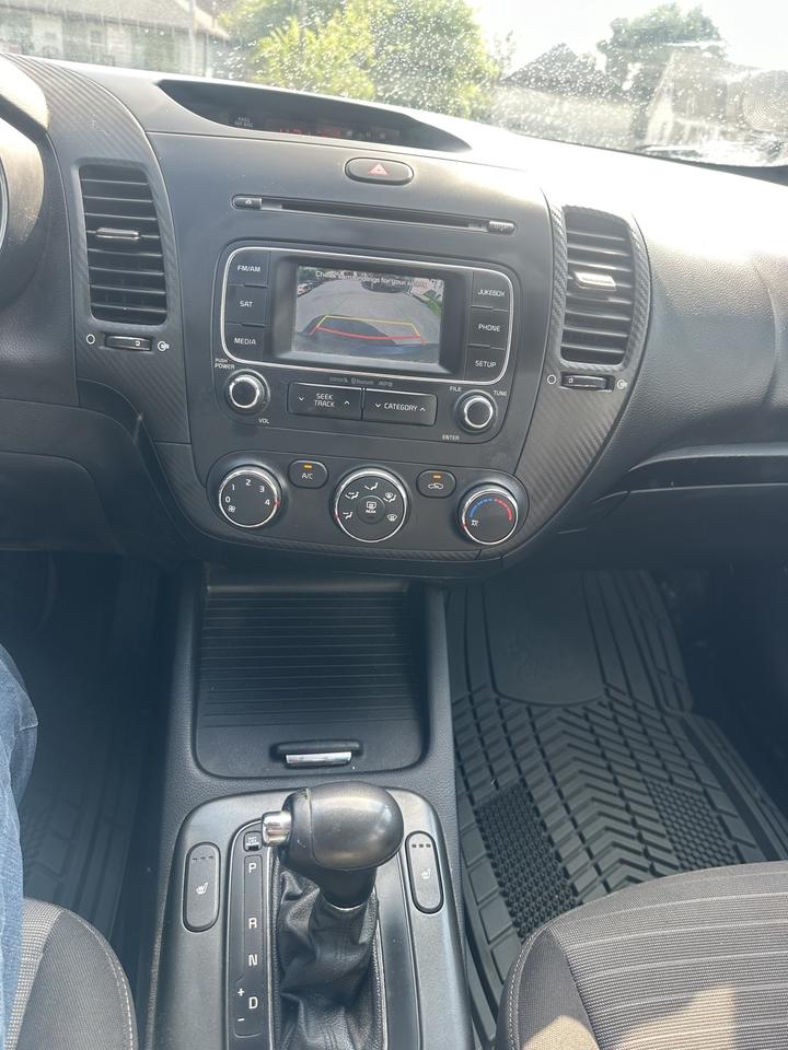 2016 Kia Forte EX Photo
