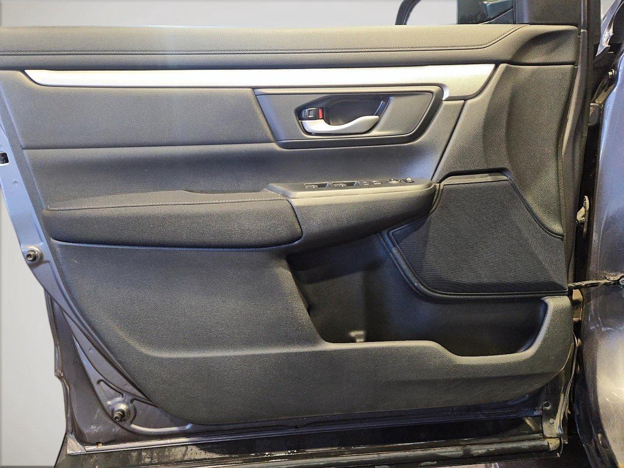 2020 Honda CR-V LX Photo