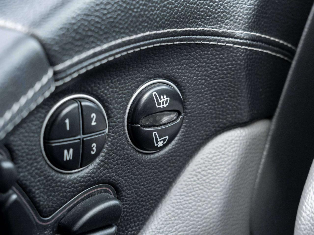 2005 Mercedes-Benz SL 5.5L AMG   CONVERTIBLE   SAFETY CERTIFIED Photo