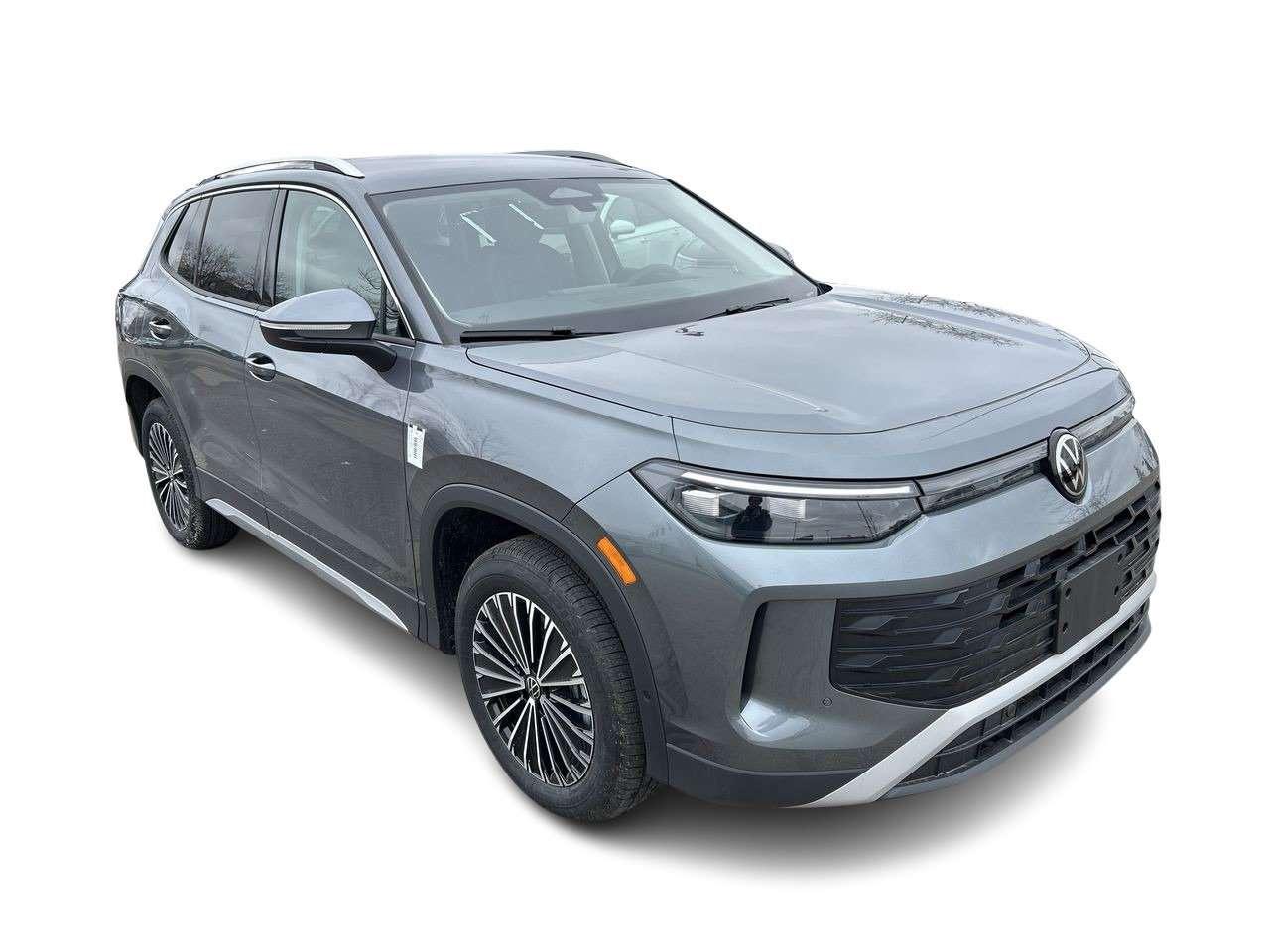 2026 Volkswagen Tiguan Comfortline 4MOTION Adaptive Cruise Control  Lane Assist  Leatherette Seating Surfaces  Wireless App-Connect  Kessy Photo