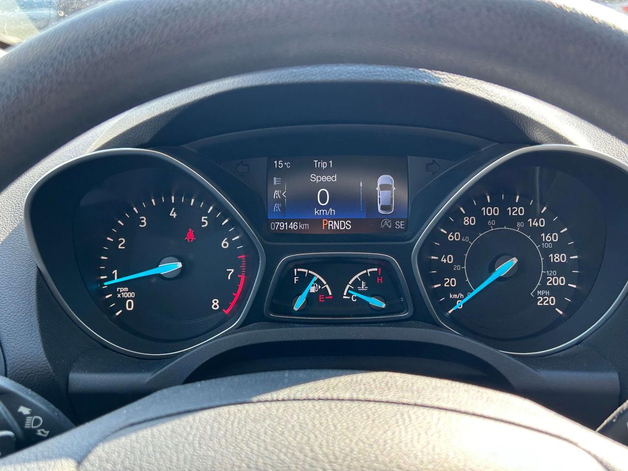 2017 Ford Escape SE   ONE OWNER   NEVER WINTER DRIVEN   LOW KM Photo