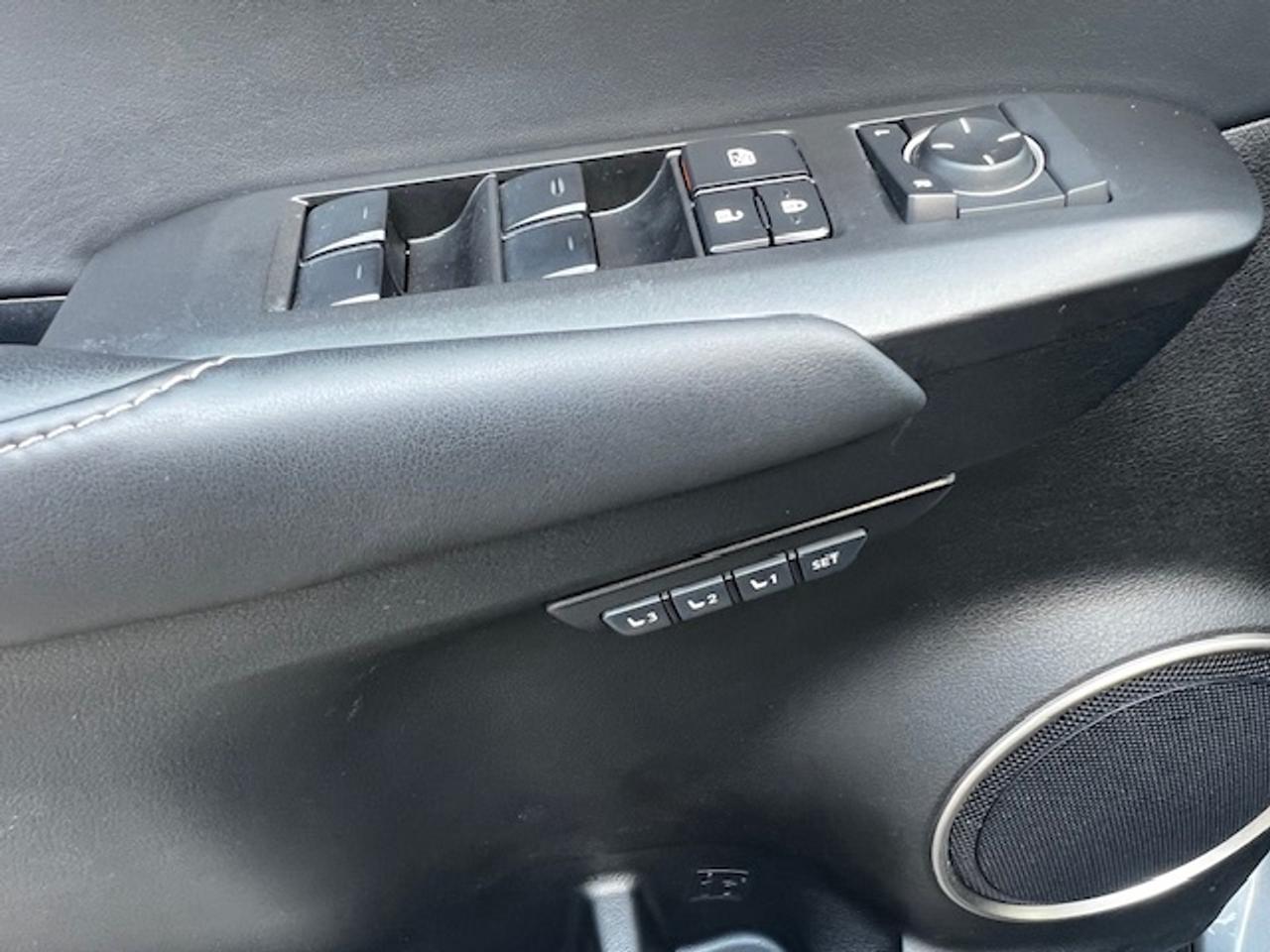 2017 Lexus NX 200t Photo