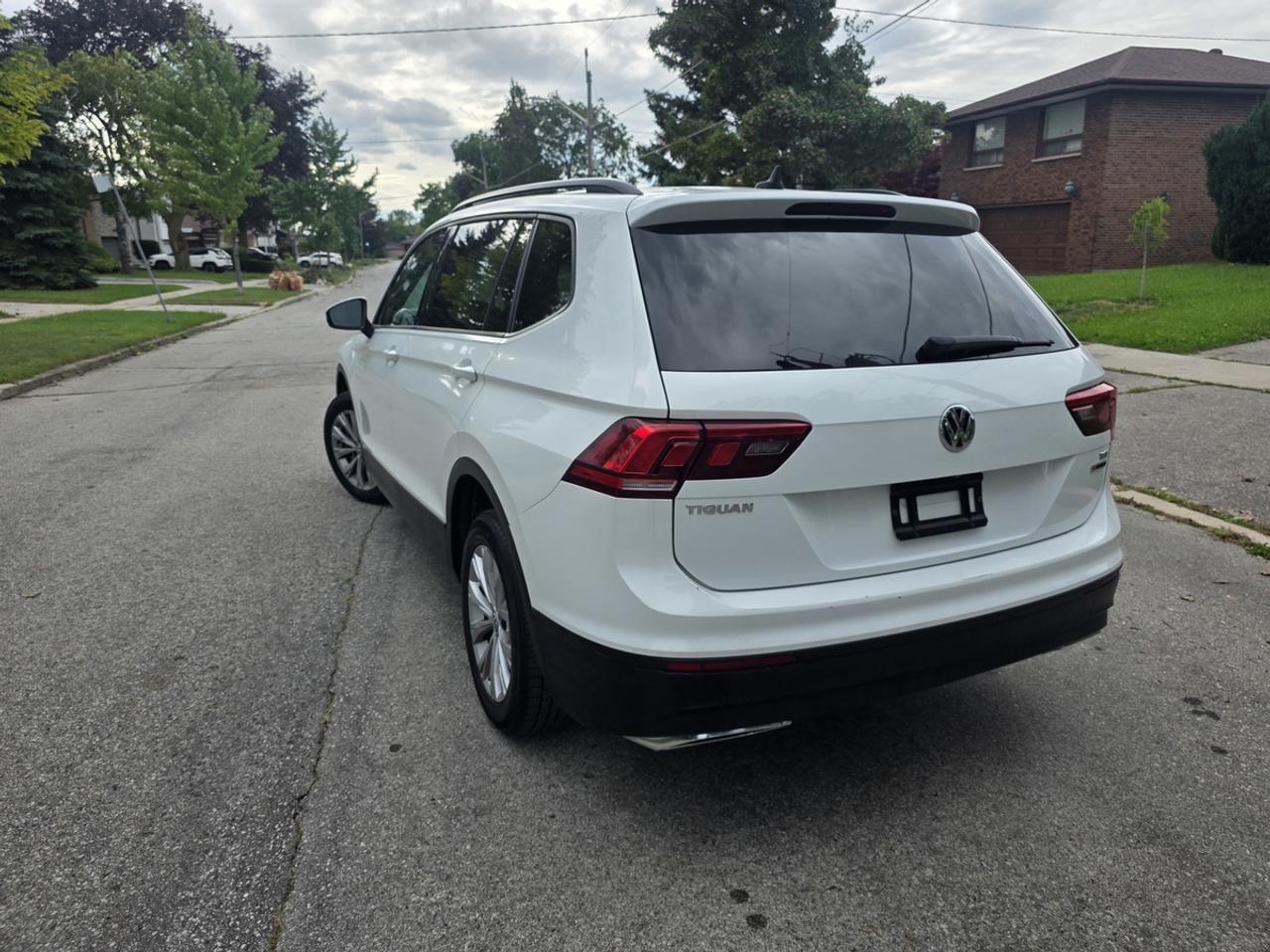 2018 Volkswagen Tiguan S Photo