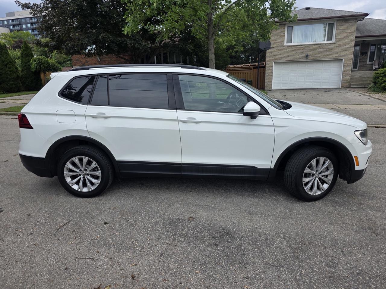 2018 Volkswagen Tiguan S Photo5