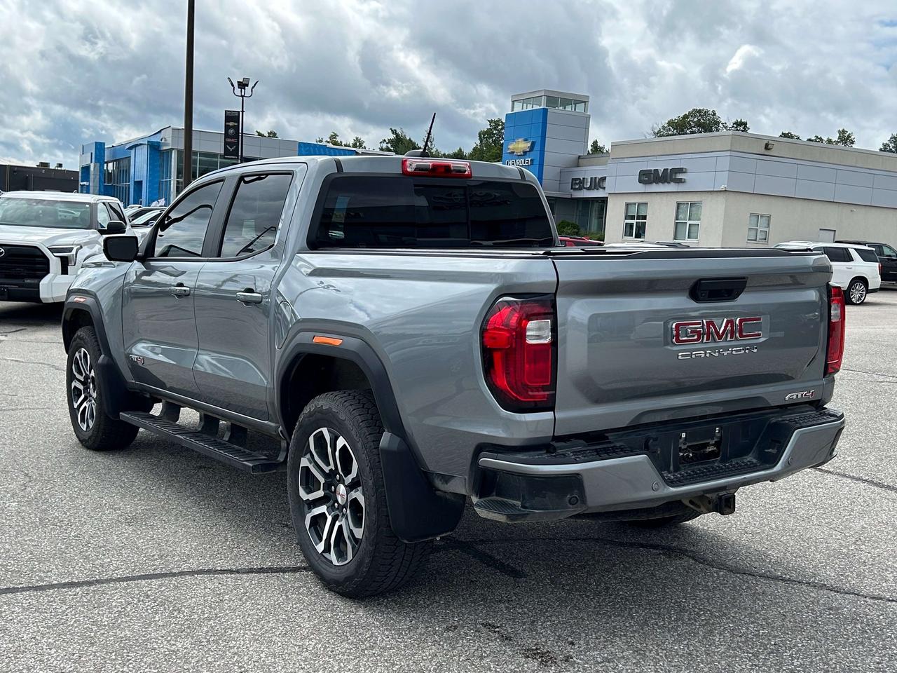 2024 GMC Canyon AT4 Photo