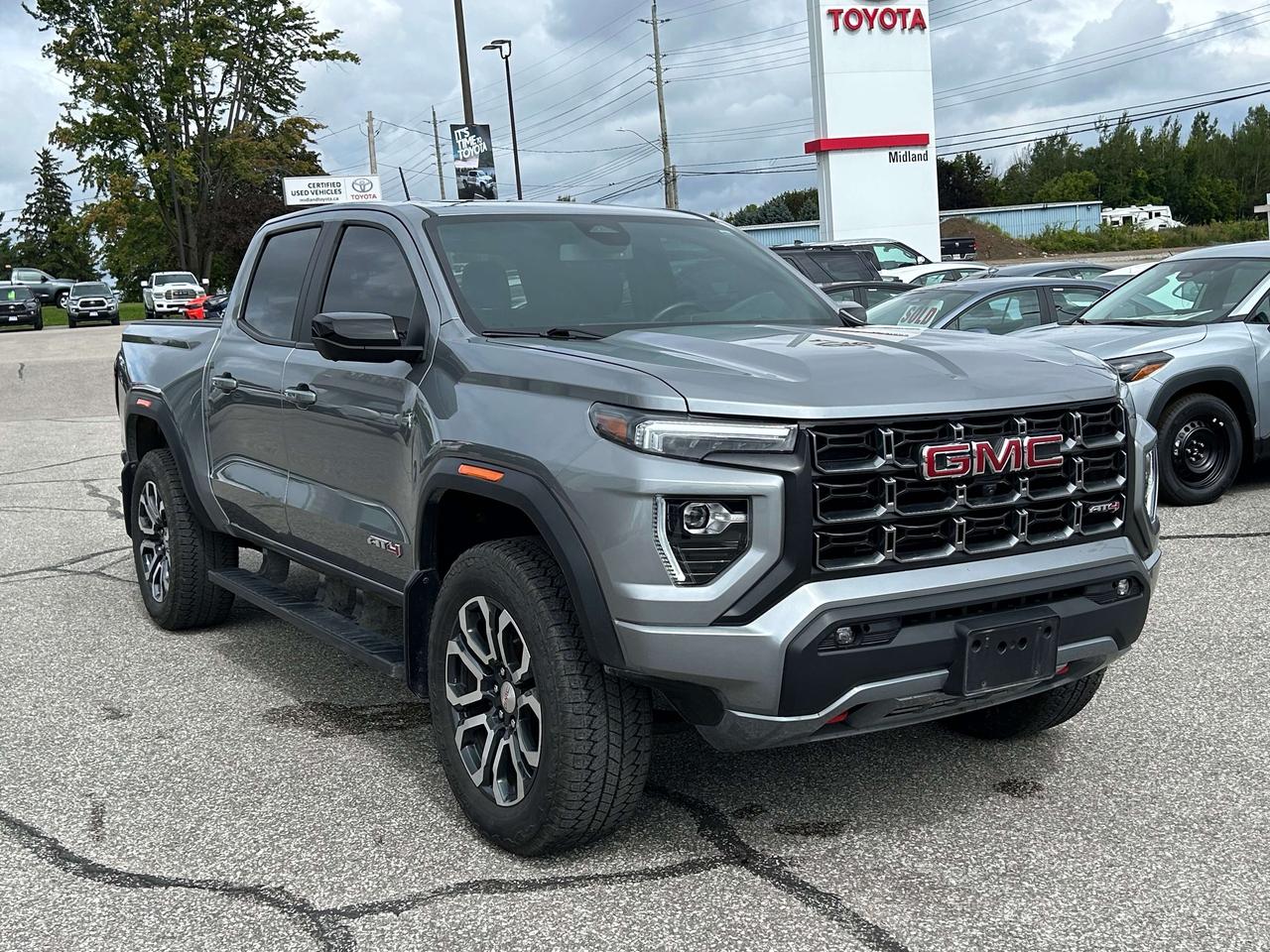 2024 GMC Canyon AT4 Photo