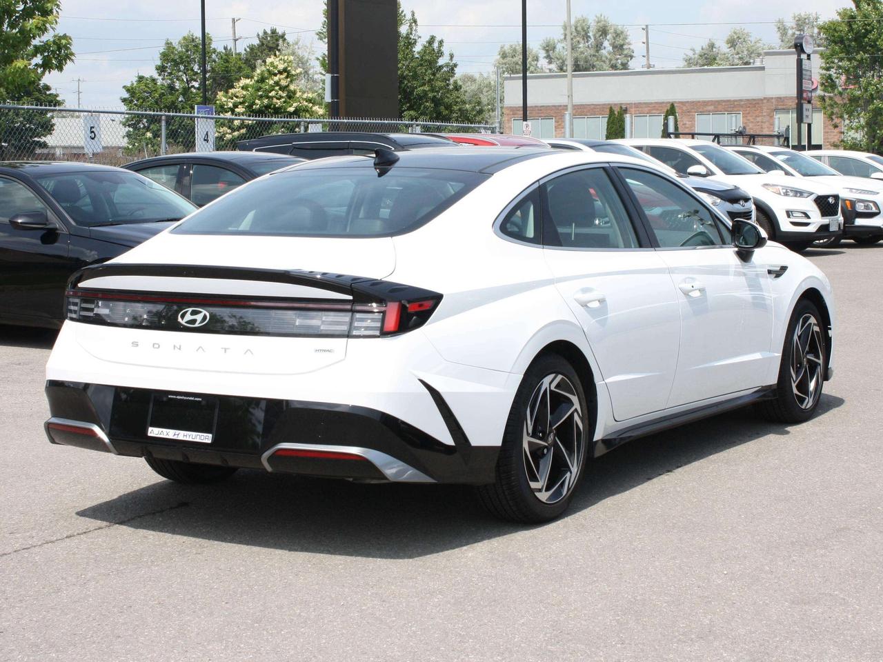2026 Hyundai Sonata Preferred-Trend / Demo / Winter Tire / Low as 3.49 Photo