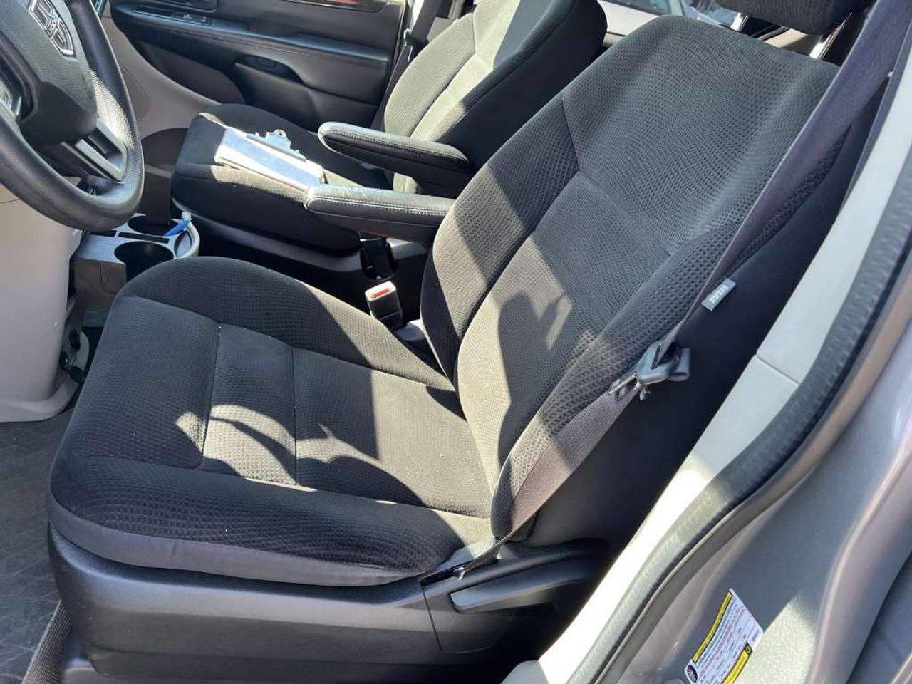 2019 Dodge Grand Caravan SE Photo