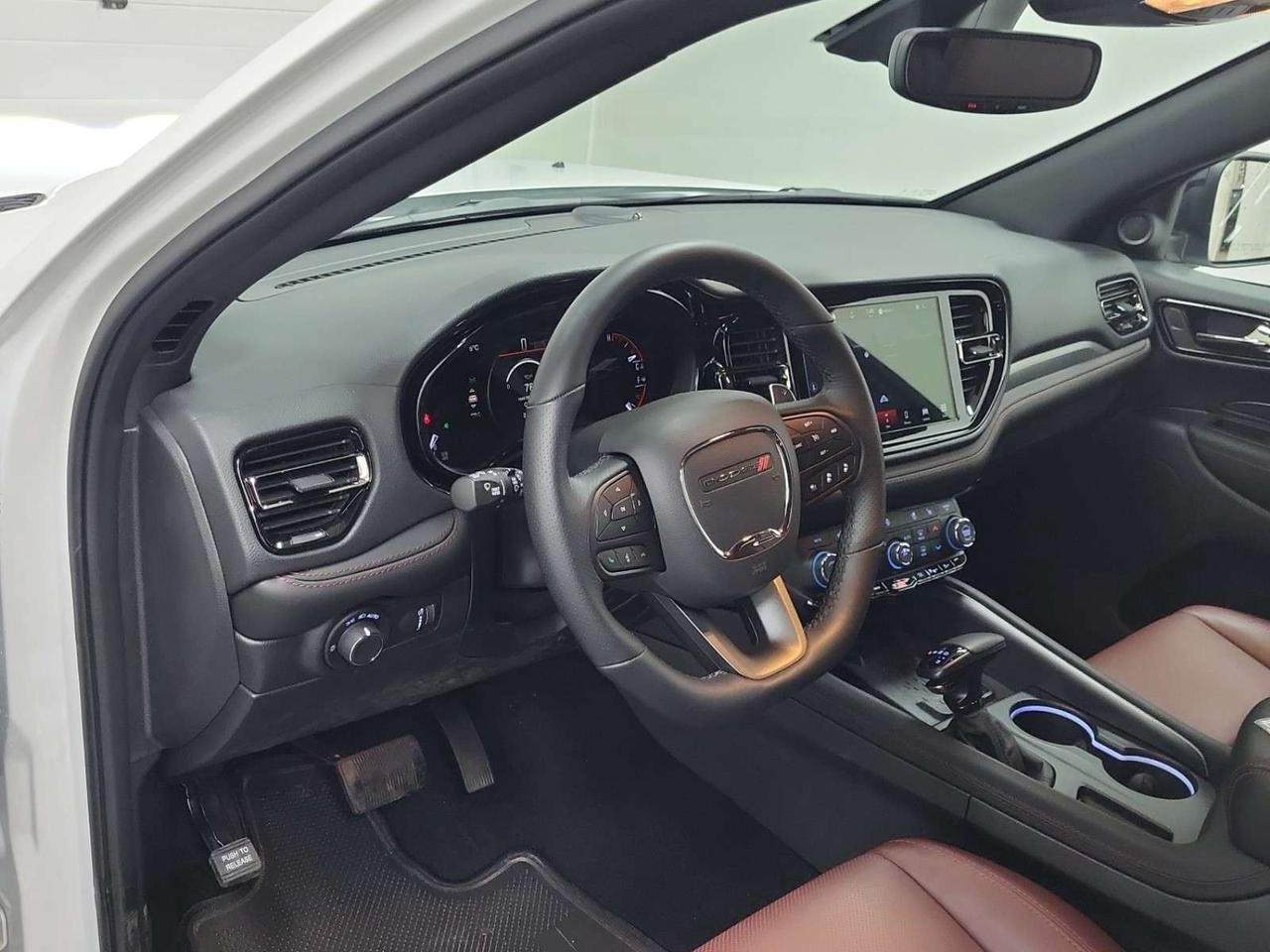 2026 Dodge Durango GT HEMI V8   TOW 'N GO   SUNROOF   HEATED/VENTILATED LEATHER   TRAILER BRAKE   NAVIGATION Photo