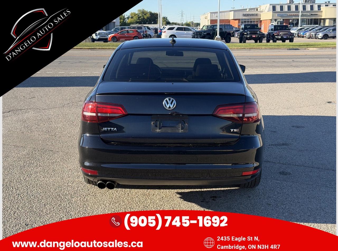 2016 Volkswagen Jetta SPORT Photo