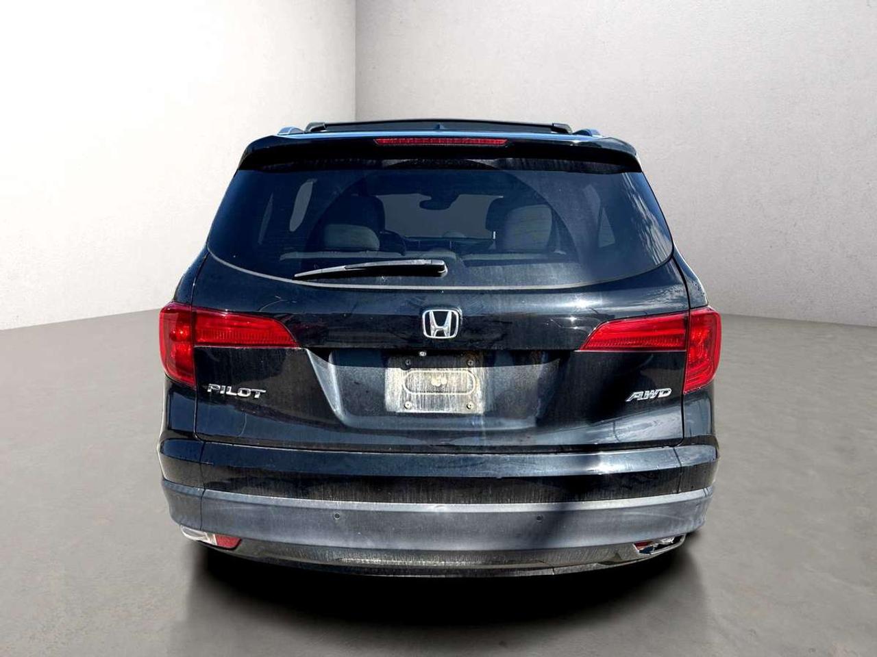 2016 Honda Pilot EX-L AWD Leather Sunroof Photo