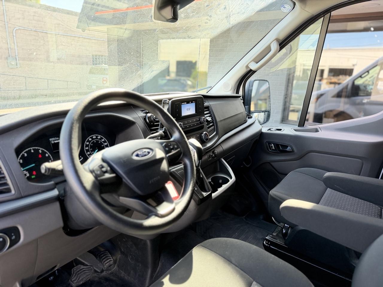 2023 Ford Transit 250  Photo