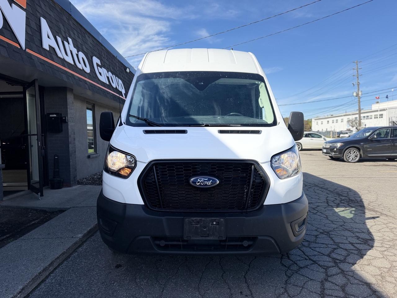 2023 Ford Transit 250  Photo