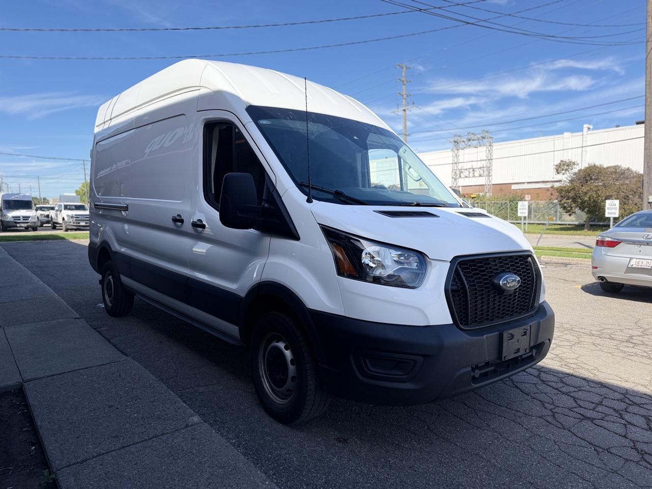 2023 Ford Transit 250  Photo