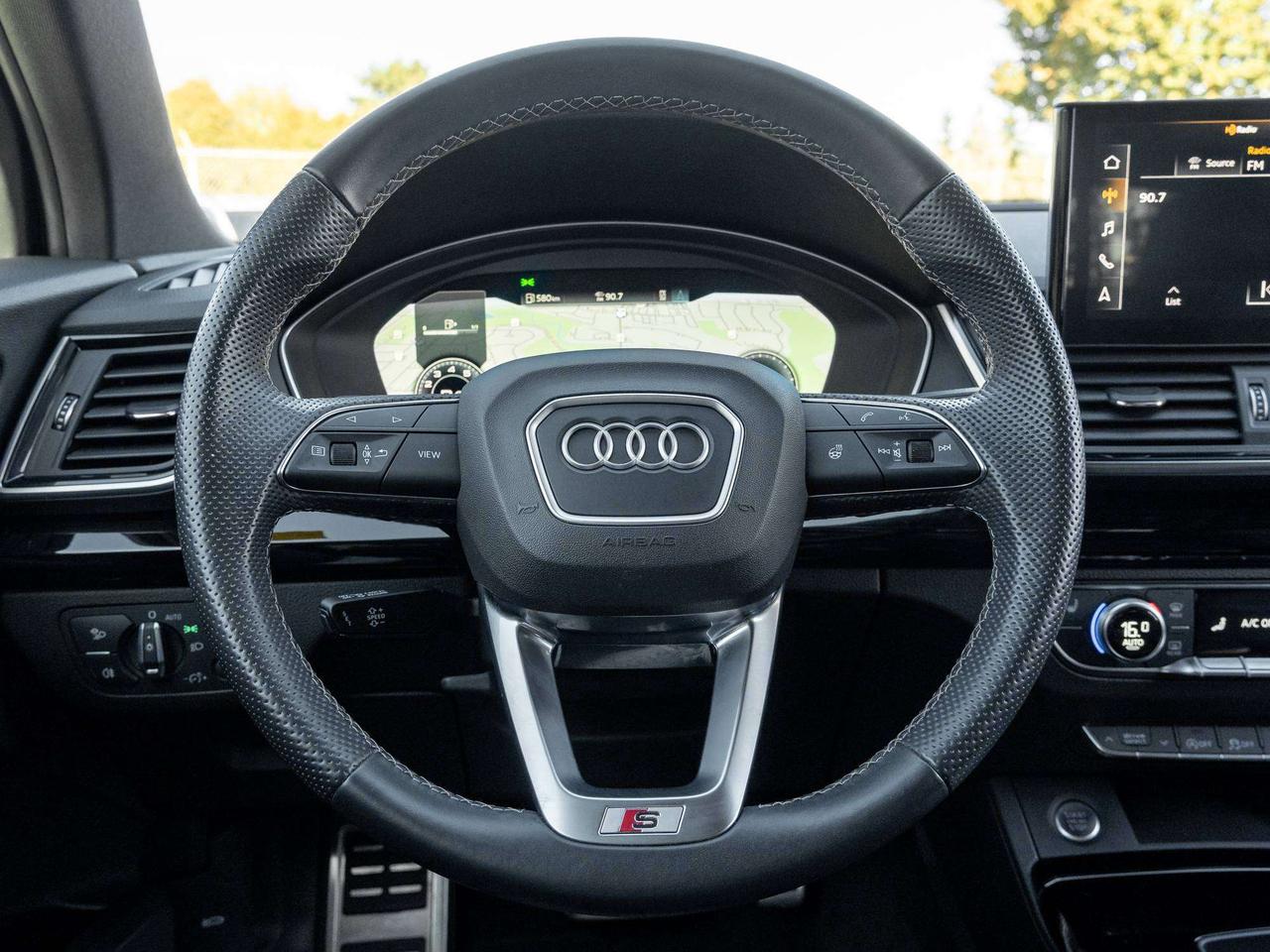 2022 Audi Q5 PROGRESSIV^Trade In^One Owner^New tires (Rear) Photo