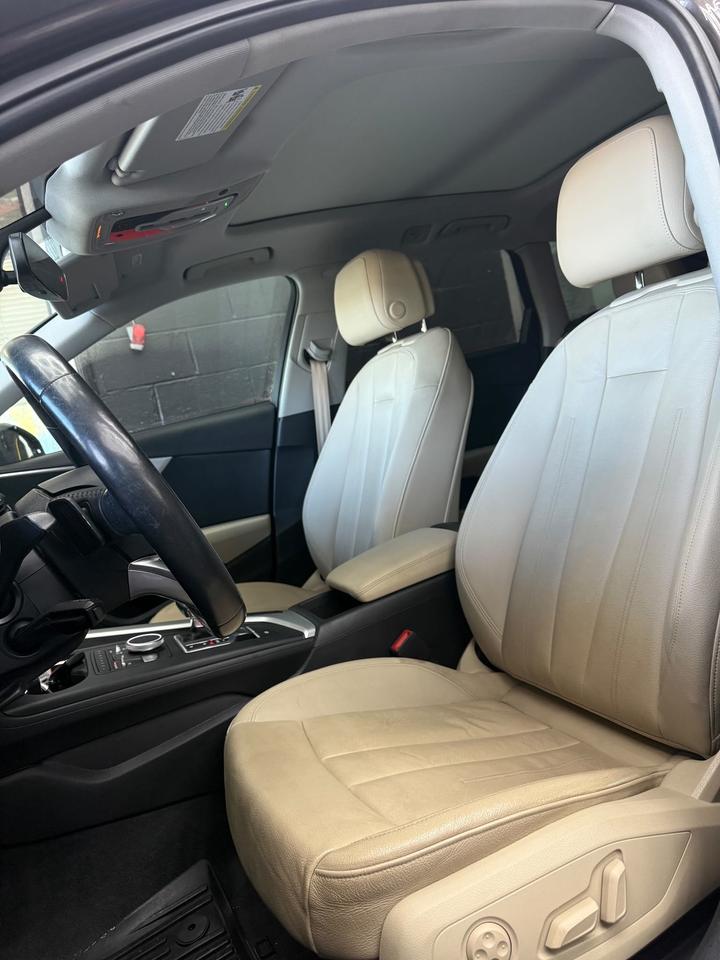 2017 Audi A4 allroad Premium Plus Photo