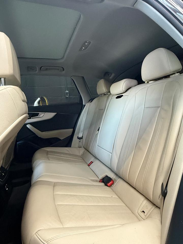 2017 Audi A4 allroad Premium Plus Photo