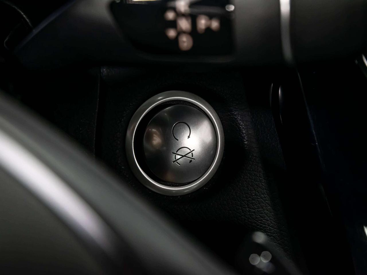2018 Mercedes-Benz C-Class C 300 4MATIC AMG PKG BLIND SPOTS NAVI REAR CAM Photo