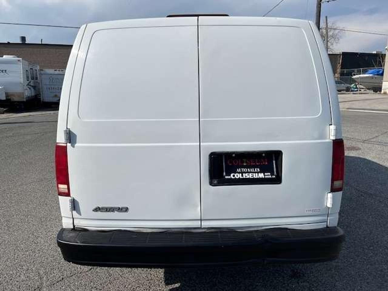 2004 Chevrolet Astro DIVIDER-SHELVES-CERTIFIED-7 TO CHOOSE FROM!! Photo