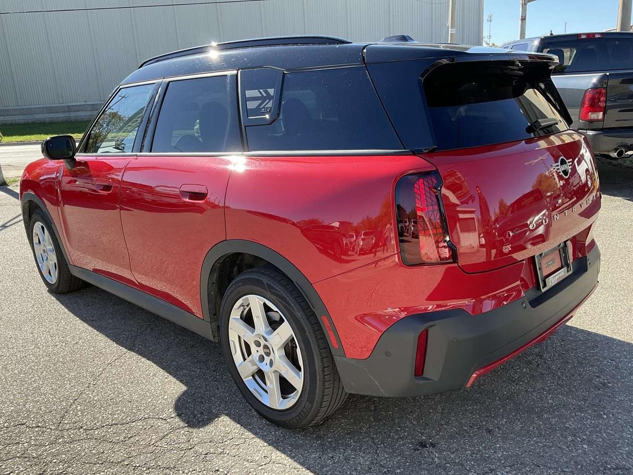 2025 MINI Countryman Cooper S ALL4 - PREMIER +  HUD  PANO ROOF  NAV  360 CAM Photo