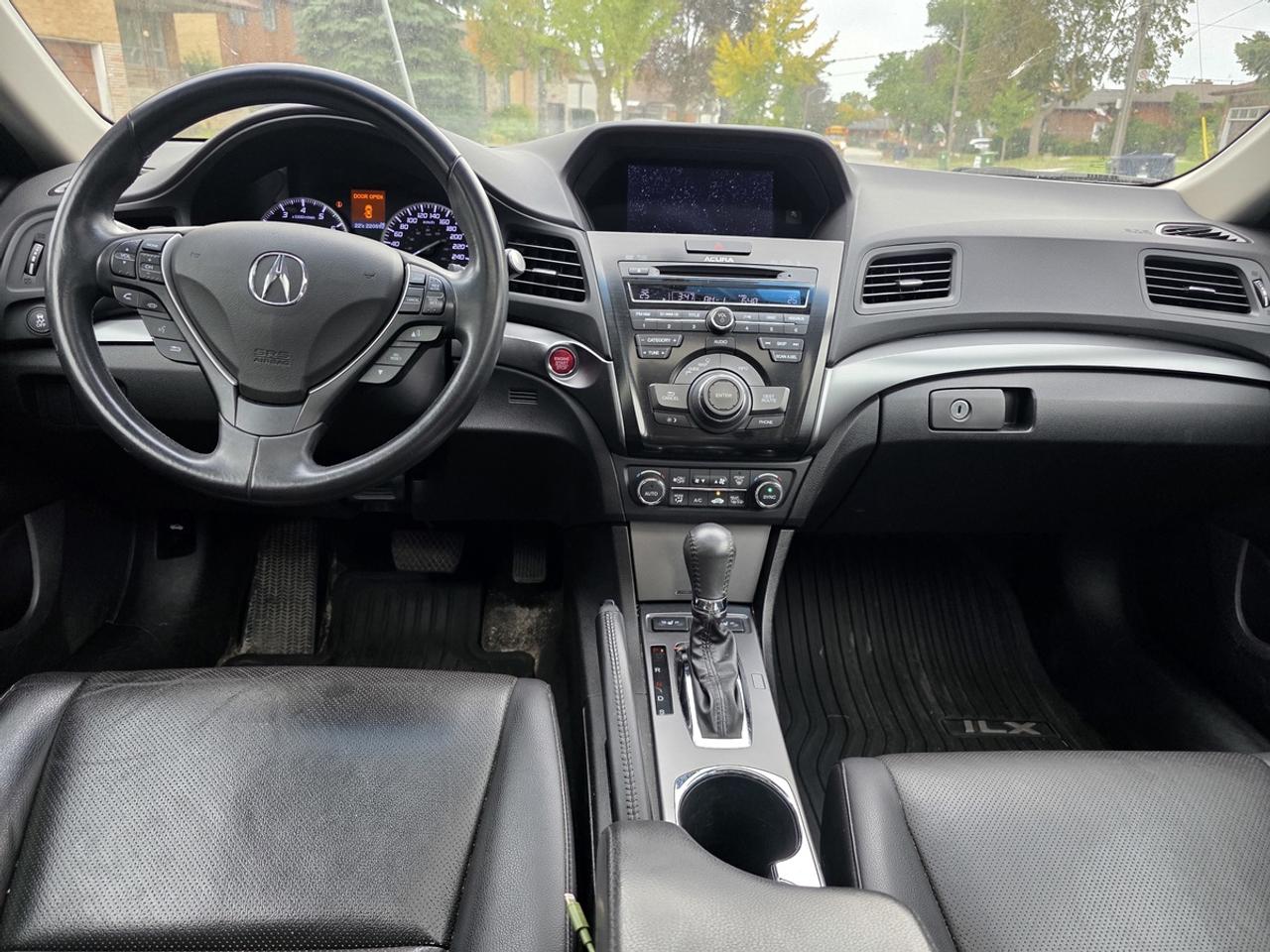 2013 Acura ILX Technology Photo