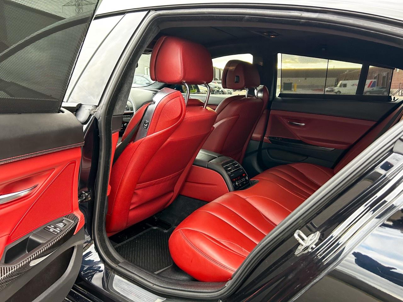 2019 BMW 6 Series 640i xDrive GT / Carbon Trim / Full Options Photo