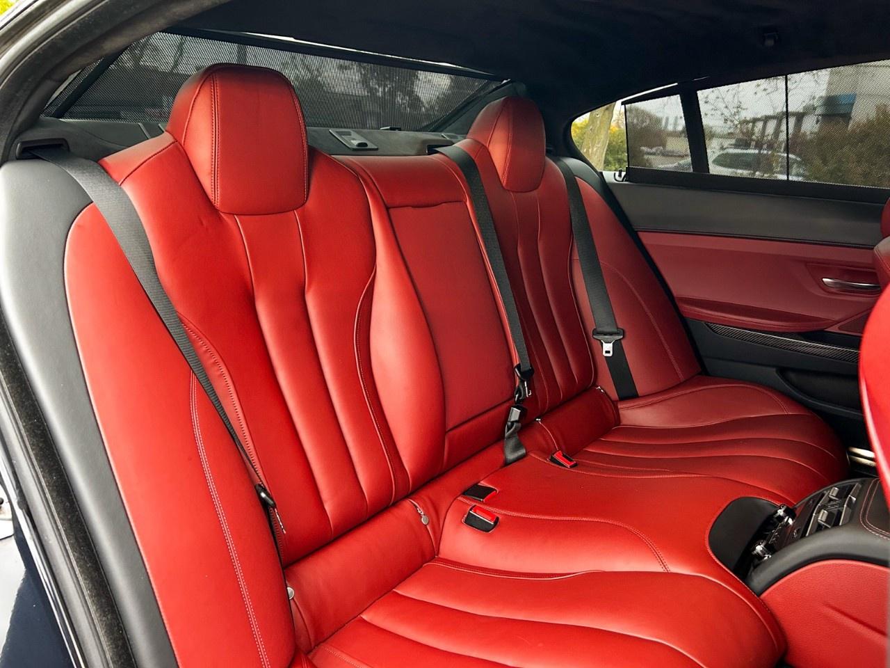 2019 BMW 6 Series 640i xDrive GT / Carbon Trim / Full Options Photo