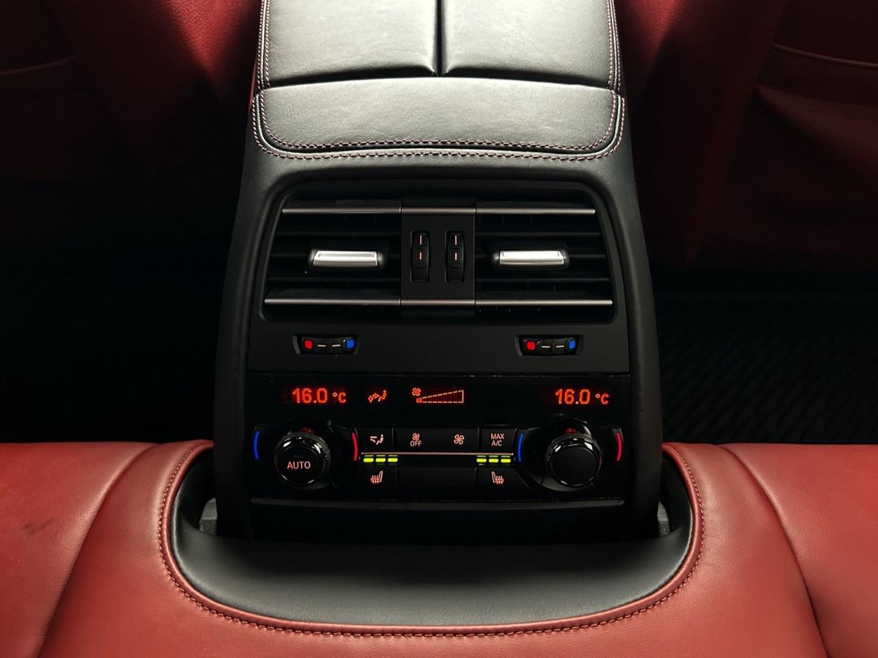2019 BMW 6 Series 640i xDrive GT / Carbon Trim / Full Options Photo
