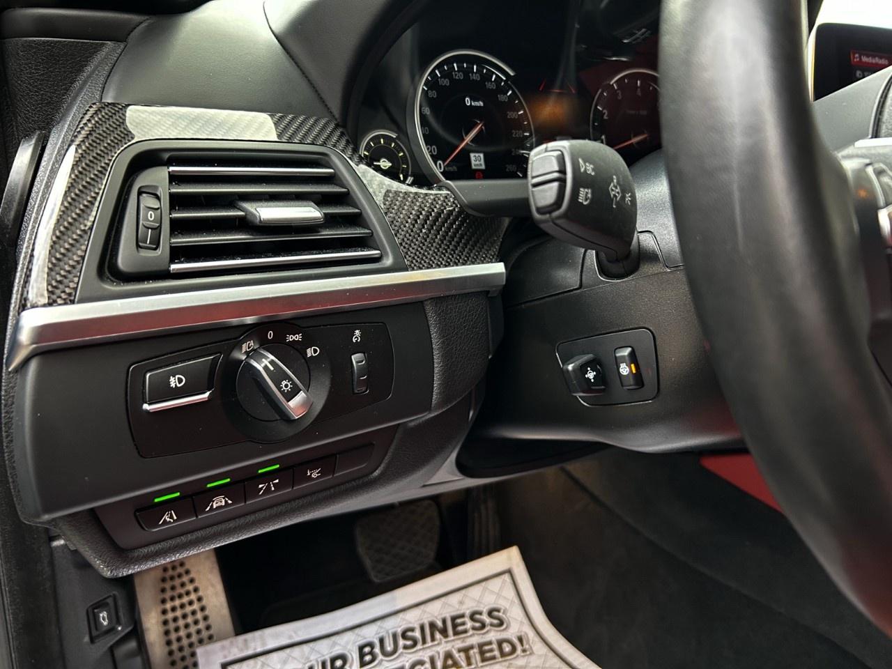 2019 BMW 6 Series 640i xDrive GT / Carbon Trim / Full Options Photo