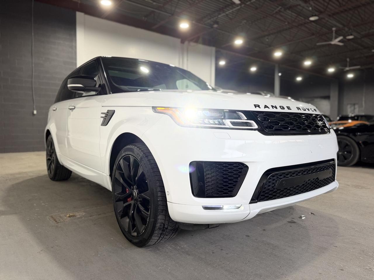 2020 Land Rover Range Rover Sport HST Photo