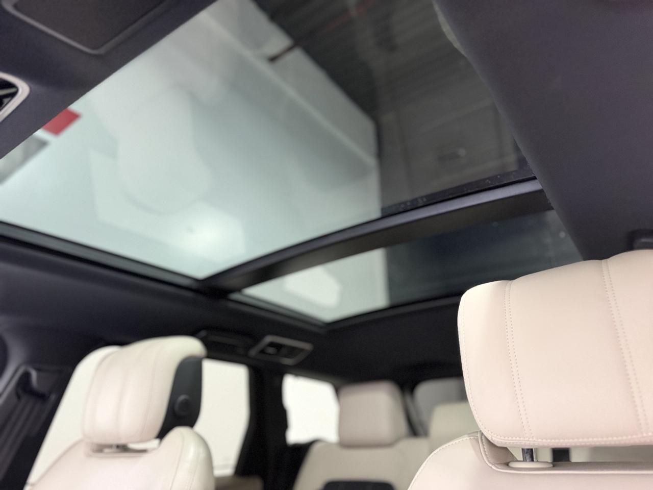 2020 Land Rover Range Rover Sport HST Photo